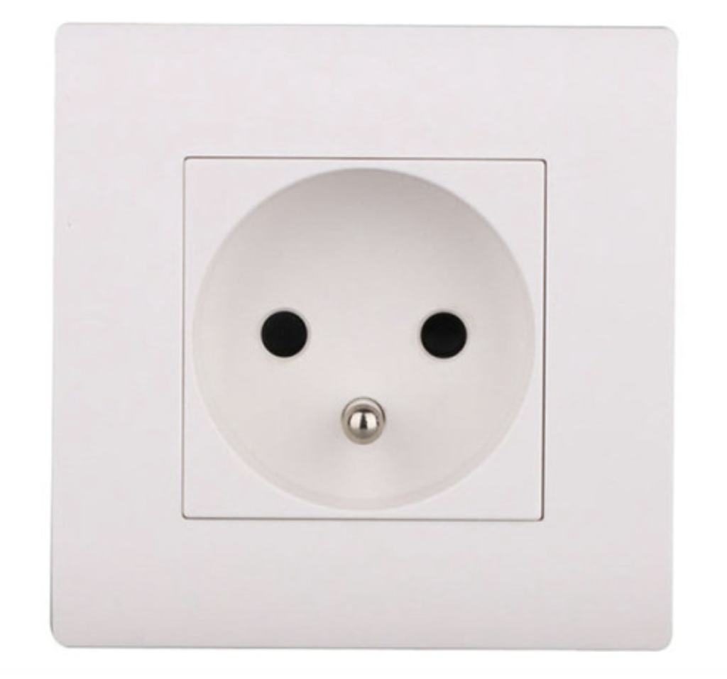 Prise électrique avec terre